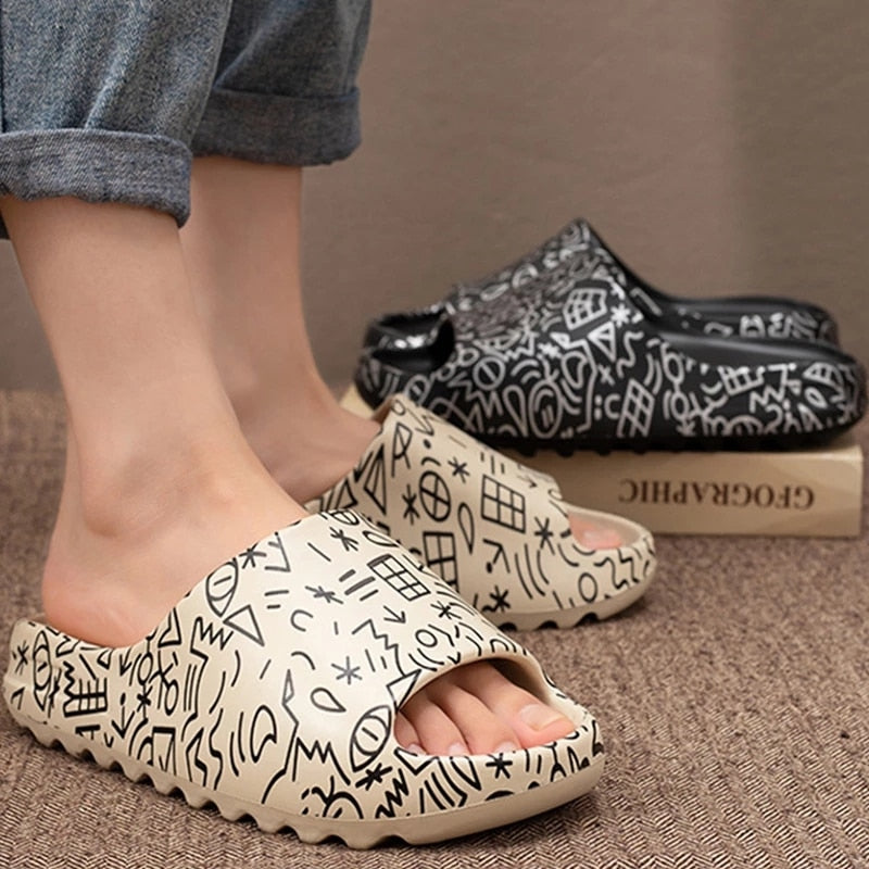 Designer Slides Summer House Thick Printed Graffiti New Outdoor Sandals
