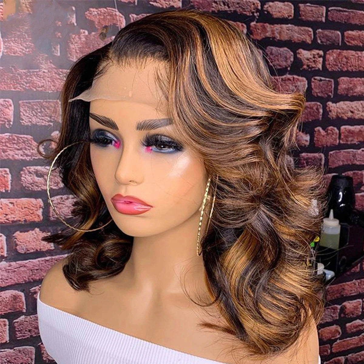 "Honey Blonde Body Wave Bob Lace Front Wig – 13x6 Human Hair"